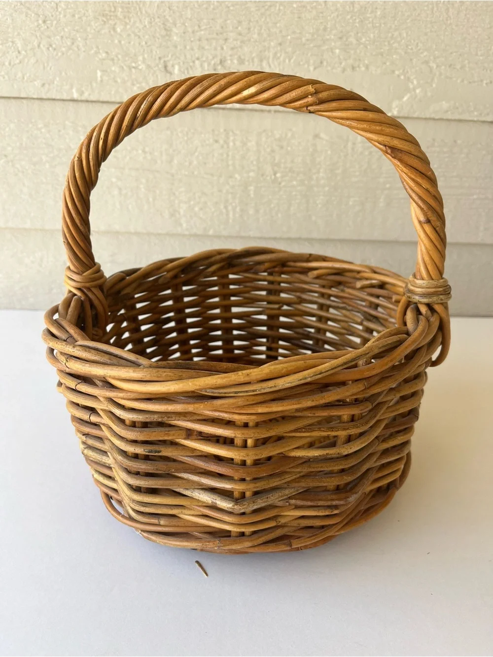 Honey-Color Wicker/Rattan Rustic Twisted Handled Basket Medium Size